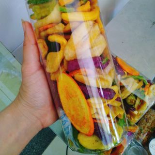 Trái cây sấy lon pet
