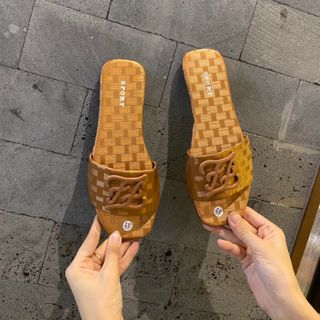 Dép quai ng