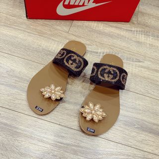 Dép kẹp hoa đá k