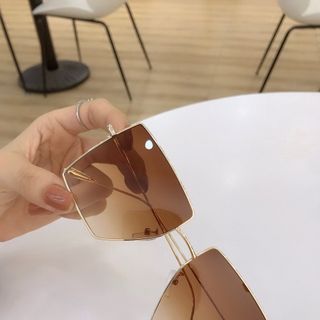 MẮT KÍNH THỜI TRANG.KÍNH 4986