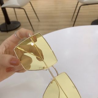 MẮT KÍNH THỜI TRANG.KÍNH 4986