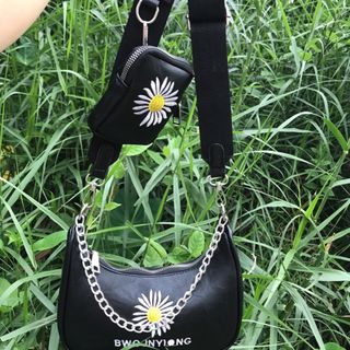 Túi đeo chéo hoa xuyến chi