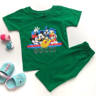 Set đồ hoạt hình bé gái