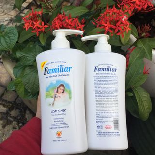 Combo 2 chai sữa tắm Dê Familiar 500 ml