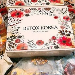Detox trà hoa quả sấy khô Hàn Quốc 20 túi ( không kèm bình và túi vải)