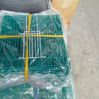 Lồng tắm chim lớn 30x34x40 dành cho chích choè, chào mào tặng thau tắm