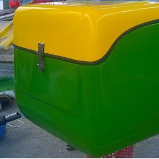 Thùng chở hàng, ship hàng sau xe máy Lhe Ngọc