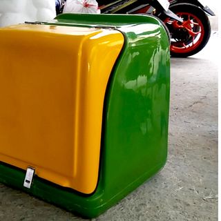 Thùng chở hàng, ship hàng sau xe máy Lhe Ngọc