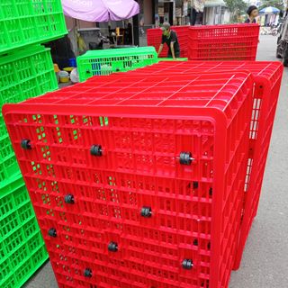 Rổ nhựa lớn có bánh xe đựng hàng may mặc, gia công
