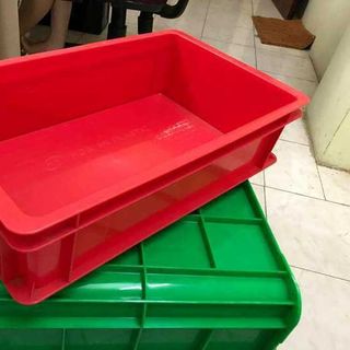 Khay nhựa bít nuôi côn trùng cua ghẹ giá rẻ toàn quốc