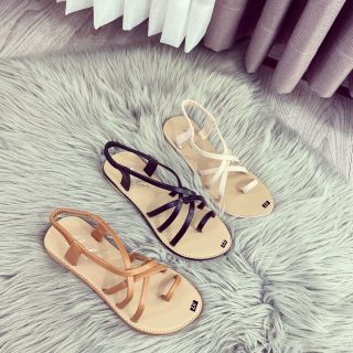 Giay sandal quai chéo