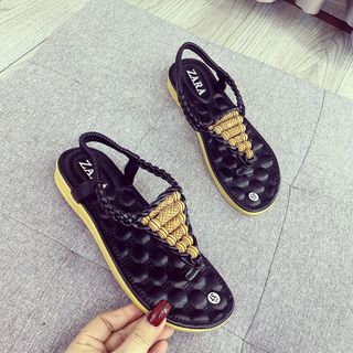 Giay sandal tam giac x