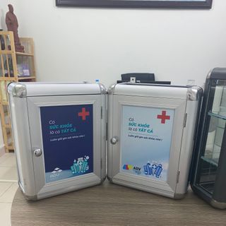 Tủ thuốc Y tế Cao Cấp - Kích thước: 27x34x13cm