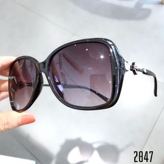 MẮT KÍNH THỜI TRANG.KÍNH 2047