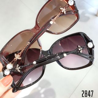 MẮT KÍNH THỜI TRANG.KÍNH 2047