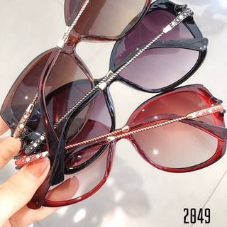 MẮT KÍNH THỜI TRANG.KÍNH 2049