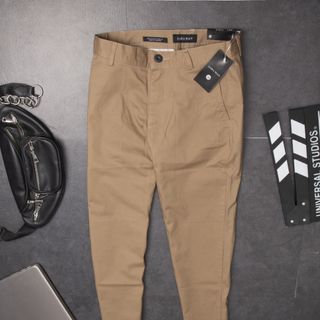 Quần kaki basic cực đẹp