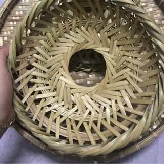 Mẹt tre làm từ cật