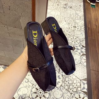 Dép sự kiện cak