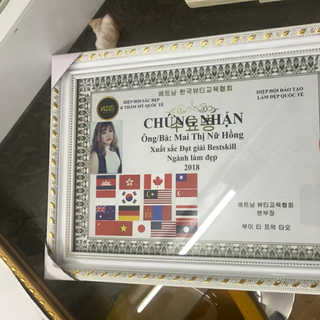 KHUNG BẰNG KHEN 05