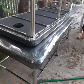 Giường spa khung inox to