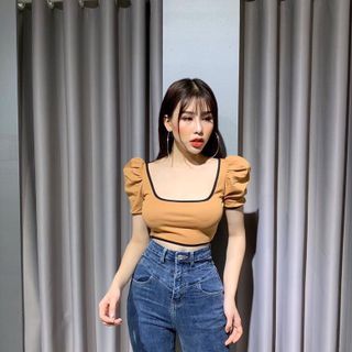 Áo thun crotop viền