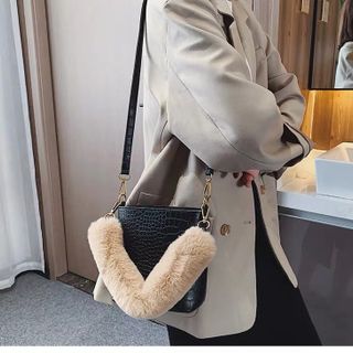 Tuia quai lông mịn