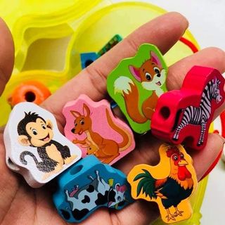 đồ chơi xâu hạt gỗ hộp trái tim