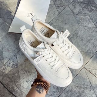 Giay bata trắng