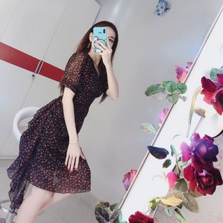 Đầm hoa hàng cao cấp