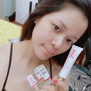 VAURORA TRỊ MỤN TRẮNG DA