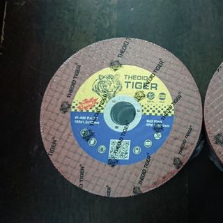 Đá cắt sắt/Inox hiệu Tiger màu đỏ 105mm(1 tấc) giá sỉ