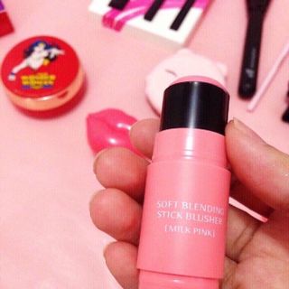 Má Hồng Dạng Thỏi