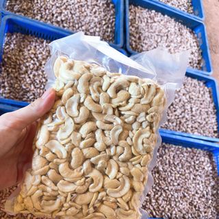 HẠT ĐIỀU BỂ SẤY (NHÂN TRẮNG WS) BÌNH PHƯỚC