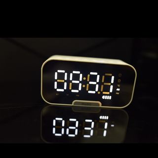 Loa bluetootđồng hồ báo thức gương soi trang amoi G5