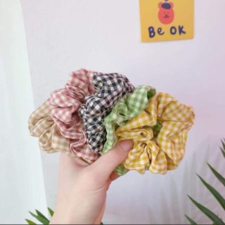 Cột tóc scrunchies kẻ basic giá sỉ