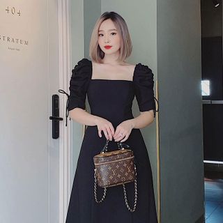 ĐẦM XÒE CỔ VUÔNG TAY LỞ DÚN RÚT DÂY