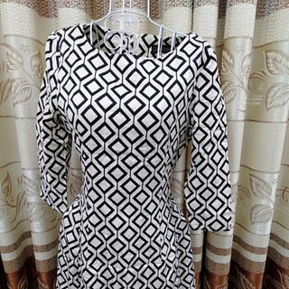 Đầm kiểu cao cấp mùa hè thanh lí giá sĩ