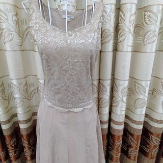 Đầm kiểu cao cấp mùa hè thanh lí giá sĩ
