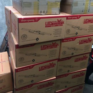 Bộ đèn Led Doublewing Điện Quang ĐQ LEDDW02 36765 ( 36w daylight, bóng thủy tinh )

Mã sản phẩm: 52022039
