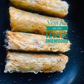 Nem hải sản tôm và bề bề