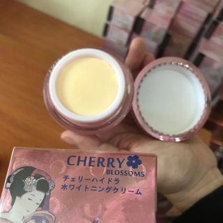 Kem face Lanxi Cherry