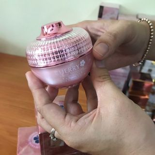 Kem face Lanxi Cherry