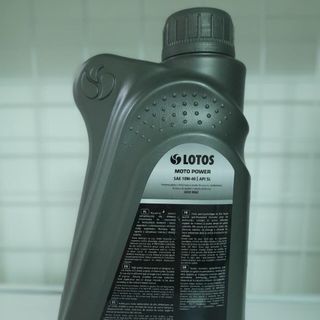 Dầu Nhớt Xe Máy LOTOS 100% Ba Lan SAE10W-40