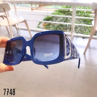 KÍNH THỜI TRANG 7748