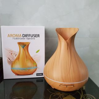 Máy xông tinh dầu lọ hoa 550ml