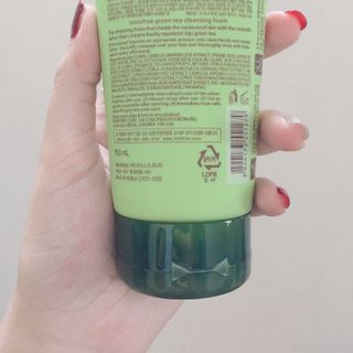 Sữa rửa mặt 01