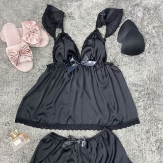 Đồ ngủ sexy