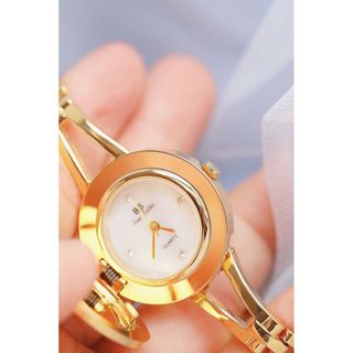 Đồng hồ Bee Sister lắc tay giá sỉ