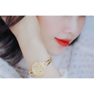 Đồng hồ Bee Sister lắc tay